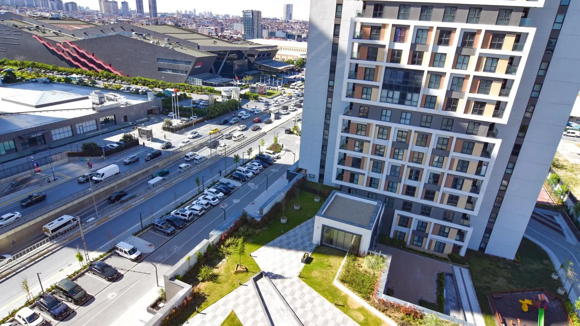 10Th Floor Brand New Complete Apartment Istanbul